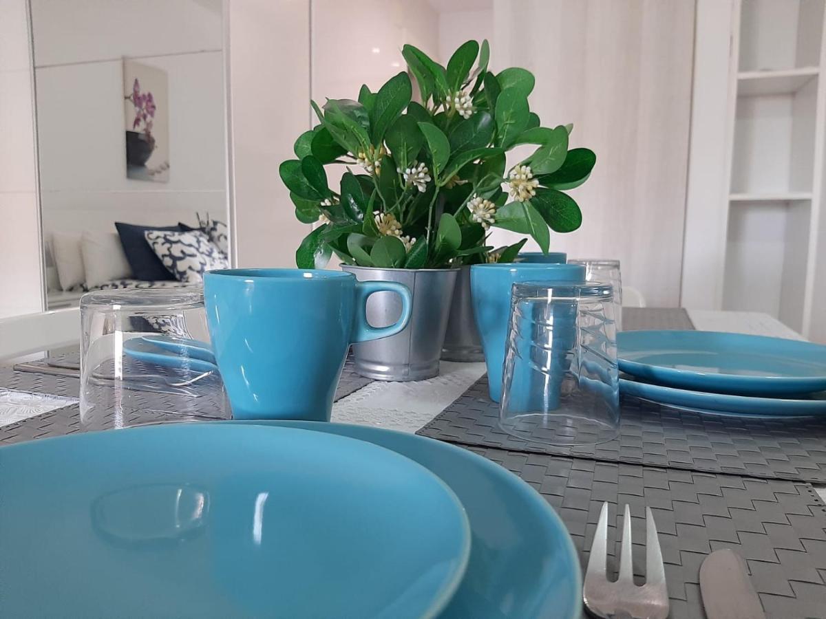 Encanto Costa Del Sol Benal Beach Monolocale Suite Vista Mare Беналмадена Екстериор снимка